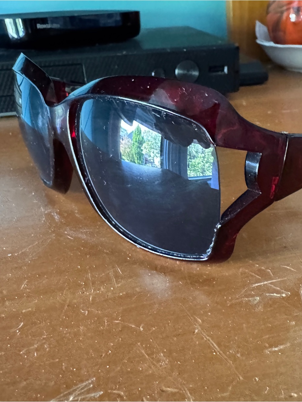 Women’s AJ Morgan  Oversized Sunglasses - Dark red Burgundy